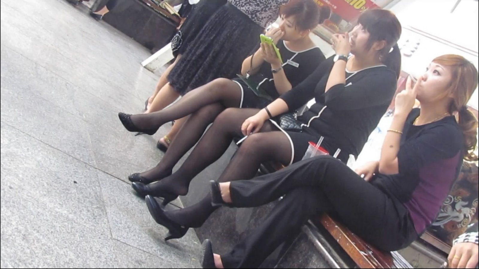 streetsnapshoep[00 03 42][20181209 215758 3]